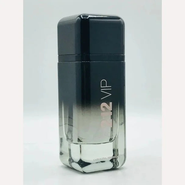 Carolina Herrera 212 VIP Black Eau de Parfum for Men (100ml)